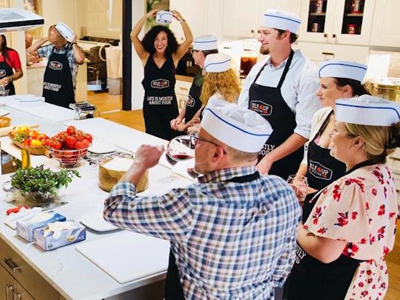 New-York French Bistro Cooking Class | People Around the Table