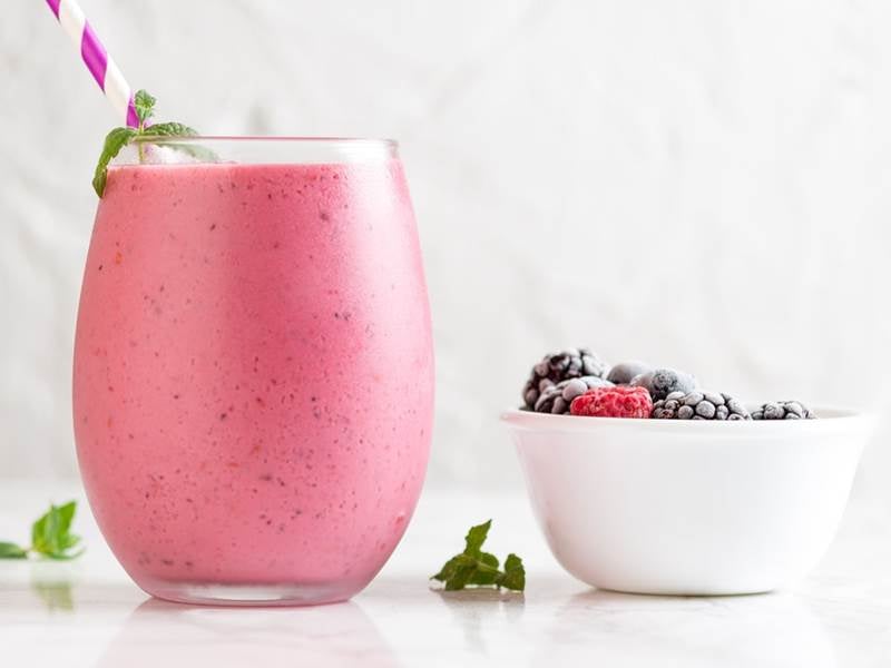 10 Meal Replacement Smoothies Recipes | pink smoothie