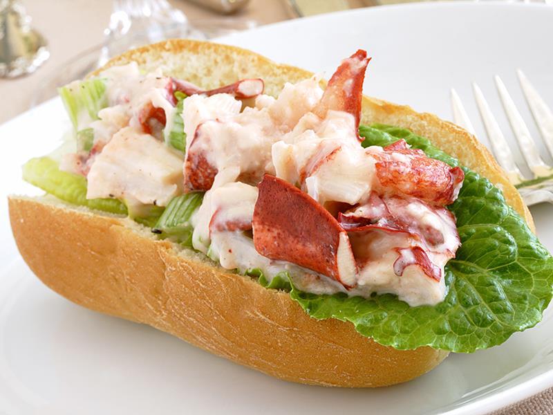 New England Delight Team Building | Crab Sandwich